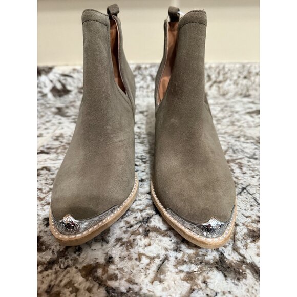 Jeffrey Campbell Cromwell Suede Boot - Taupe 7 NWOB - Picture 5 of 10